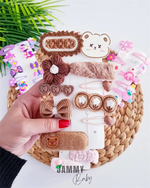 bear 10 piece mixed clasp set