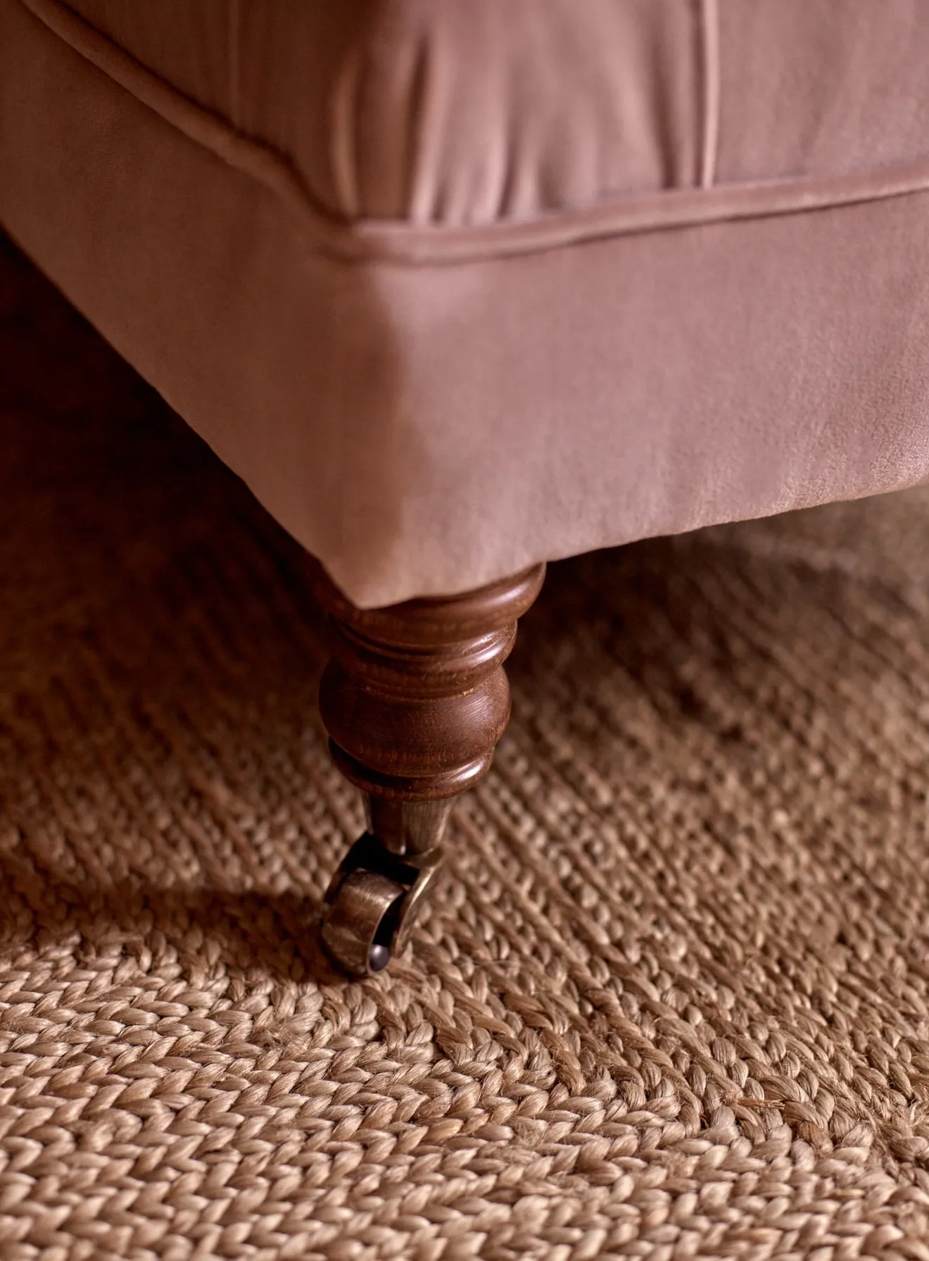 Elbert Ottoman, Ditsy Blue