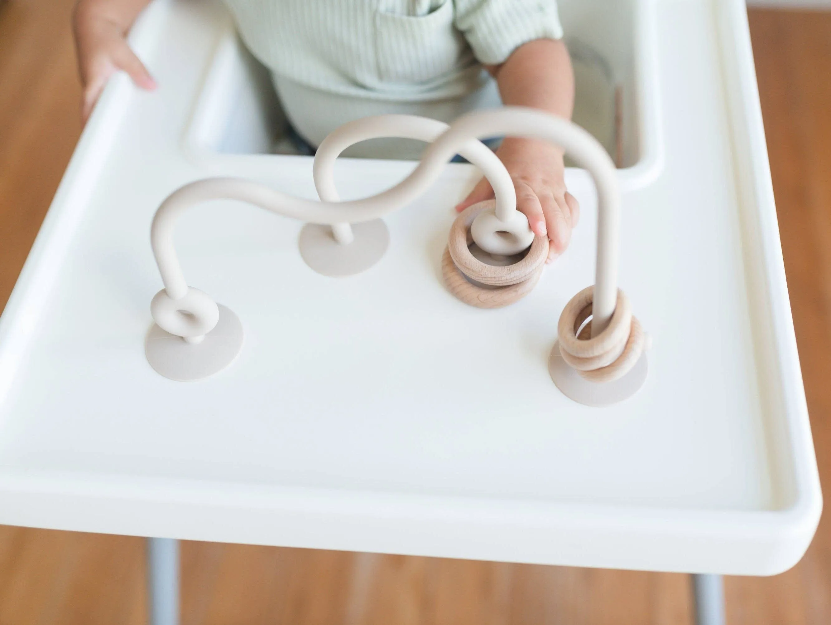 Silicone Highchair Toy - Fun & Safe Mealtime Companion for Babies
