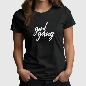 Sisterhood Chic T-Shirt - Cosy & Stylish - Women's Apparel - Urban Design